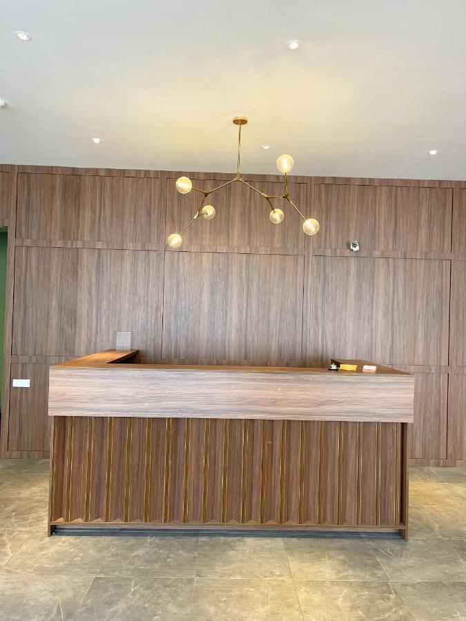 Aristocrat Hotel Tbilisi Buitenkant foto